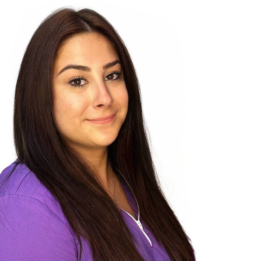 Dr. Csizmarik Emese